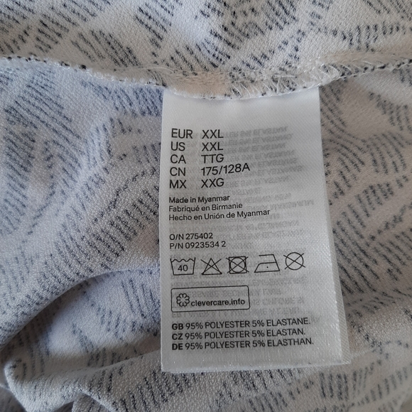 ๐ H&M Puff Sleeved Boat-neck B&W Floral Top Sz XXL - Picture 11 of 11